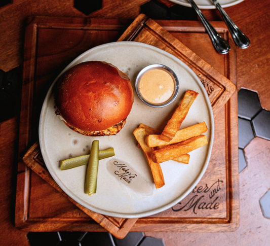 Smashed Wagyu Burger (D)