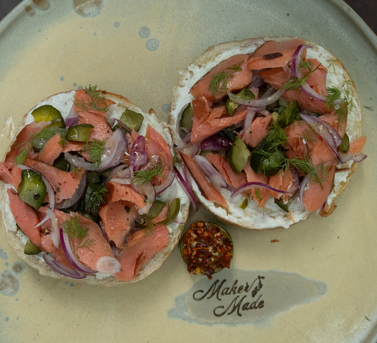 Hot-smoked Salmon Bagel (SF/D)